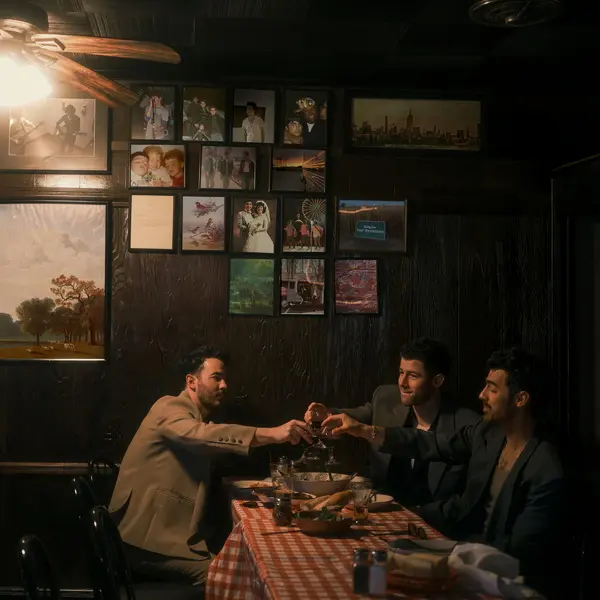 Joe Jonas, Jonas Brothers, Kevin Jonas, Nick Jonas - Greetings From Your Hometown (2025)